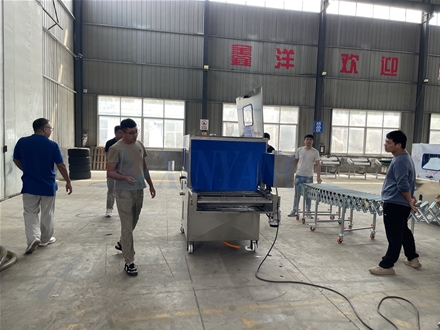 冷鏈消毒機客戶參觀案例現(xiàn)場
